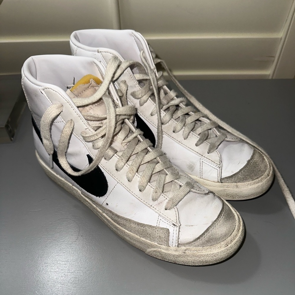 Nike Blazer Sz 9.5